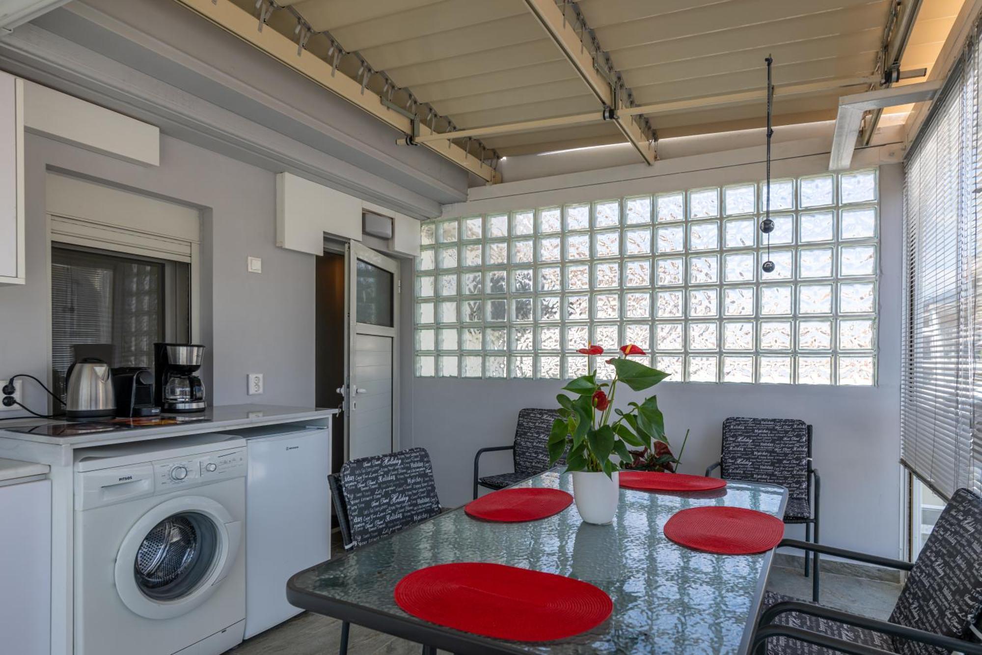 קלמאטה Myrto Luxurious Top Floor Studio מראה חיצוני תמונה